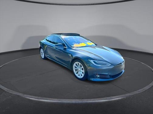 2016 Tesla Model S 75D