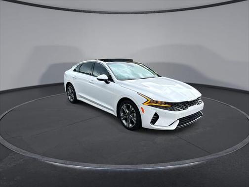 2024 Kia K5 EX