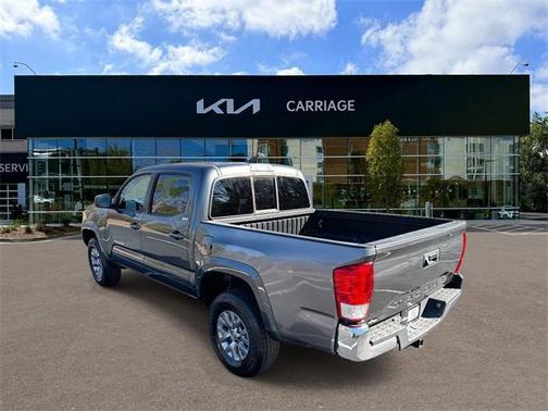 2017 Toyota Tacoma SR5