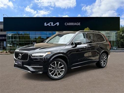 2017 Volvo XC90 T6 Momentum