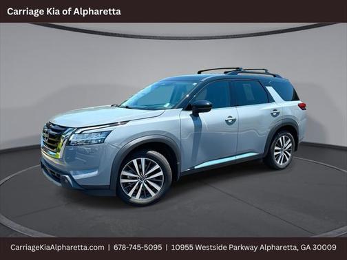 2022 Nissan Pathfinder Platinum 2WD