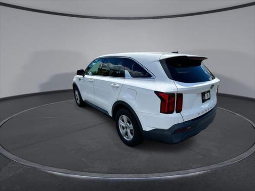 2021 Kia Sorento LX