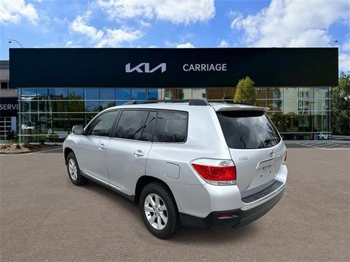 2012 Toyota Highlander SE