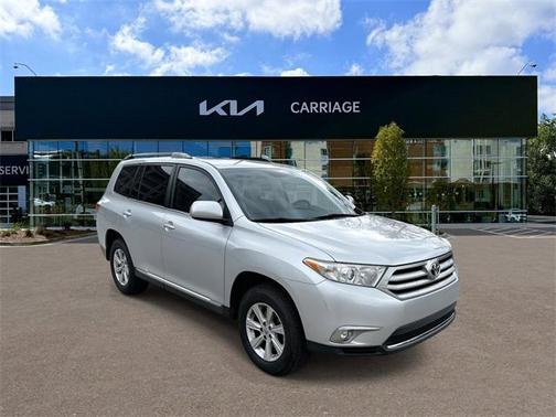 2012 Toyota Highlander SE