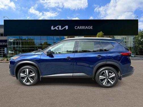 2024 Nissan Rogue SL