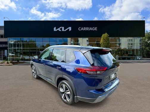 2024 Nissan Rogue SL