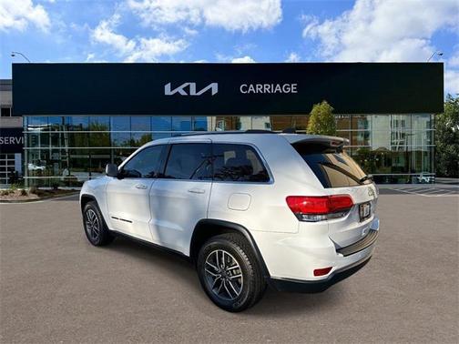 2019 Jeep Grand Cherokee Laredo