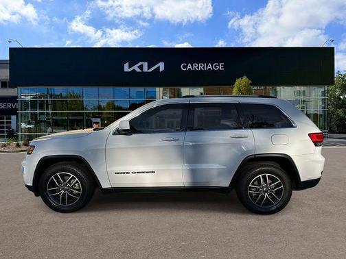 2019 Jeep Grand Cherokee Laredo