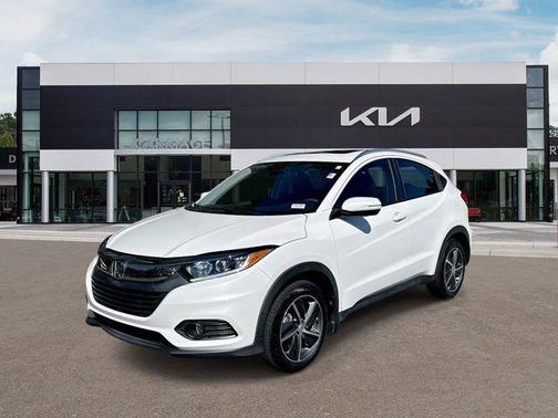 White 2022 Honda HR-V EX