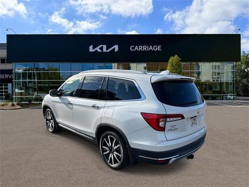 2019 Honda Pilot Touring 8-Passenger