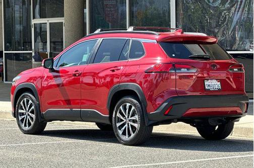 2024 Toyota Corolla Cross XLE