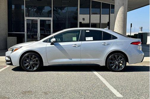 2025 Toyota Corolla Hybrid SE
