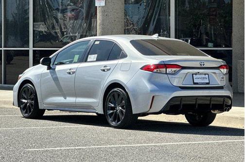 2025 Toyota Corolla Hybrid SE