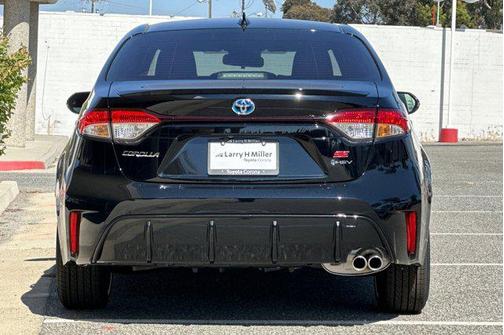 2025 Toyota Corolla Hybrid SE