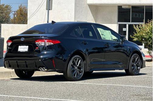2025 Toyota Corolla Hybrid SE