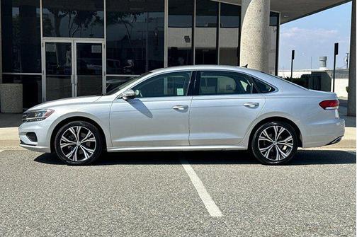 2021 Volkswagen Passat 2.0T SE