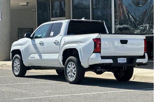 2025 Toyota Tacoma SR5