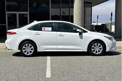 2024 Toyota Corolla Hybrid LE