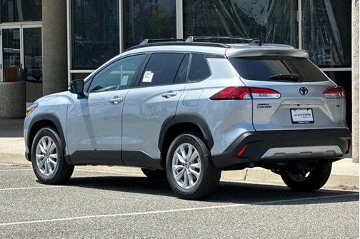 2025 Toyota Corolla Cross LE