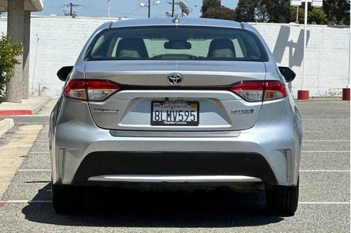 2020 Toyota Corolla Hybrid LE