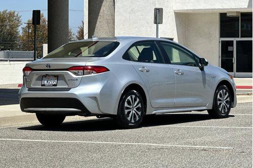 2020 Toyota Corolla Hybrid LE