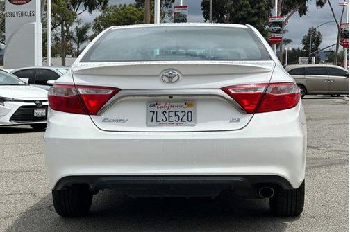2015 Toyota Camry SE