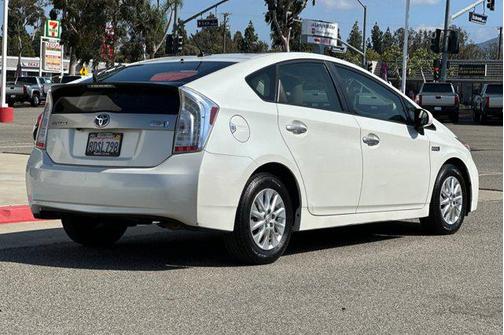 2015 Toyota Prius Plug-in Base