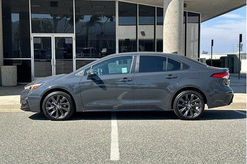 2025 Toyota Corolla SE