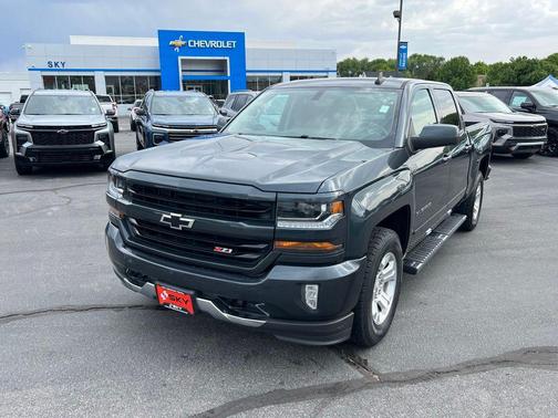 Graphite Metallic 2018 Chevrolet Silverado 1500 2LT