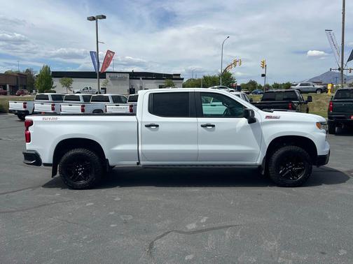 Summit White 2024 Chevrolet Silverado 1500 LT Trail Boss