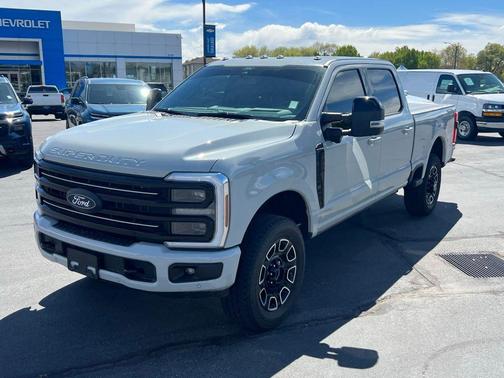 Avalanche 2025 Ford F-350 Platinum