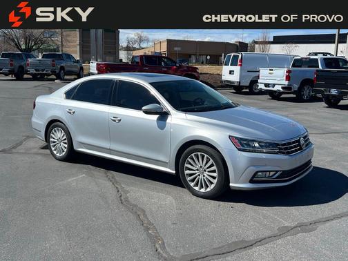 2016 Volkswagen Passat 1.8T SE