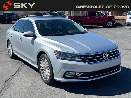 2016 Volkswagen Passat 1.8T SE