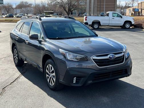 Magnetite Gray Metallic 2022 Subaru Outback Premium