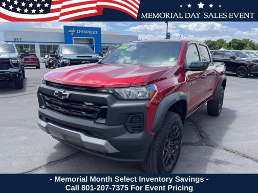 Radiant Red Tintcoat 2026 Chevrolet Colorado Trail Boss