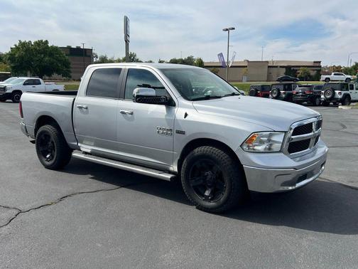 2018 RAM 1500 SLT