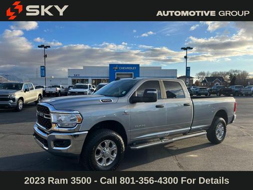 2023 RAM 3500 Big Horn Crew Cab 4x4 8' Box