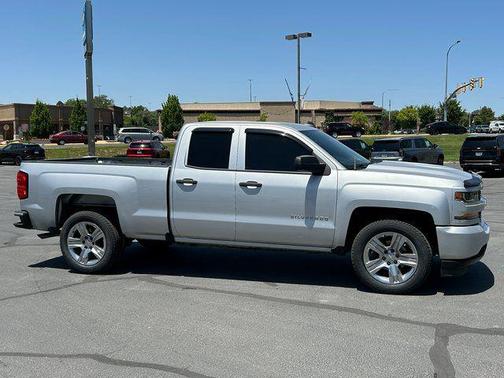 2017 Chevrolet Silverado 1500 Custom