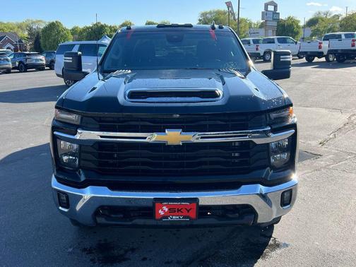 Black 2024 Chevrolet Silverado 2500 LT