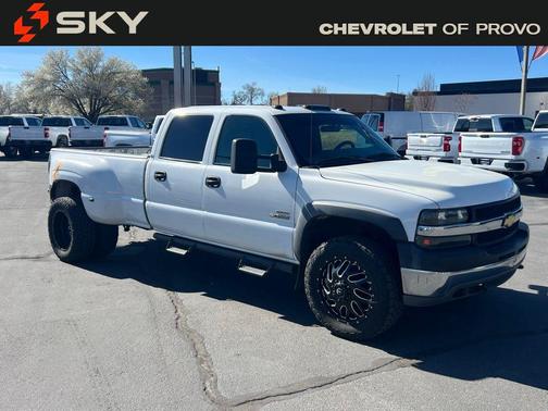 2002 Chevrolet Silverado 3500 LS Crew Cab