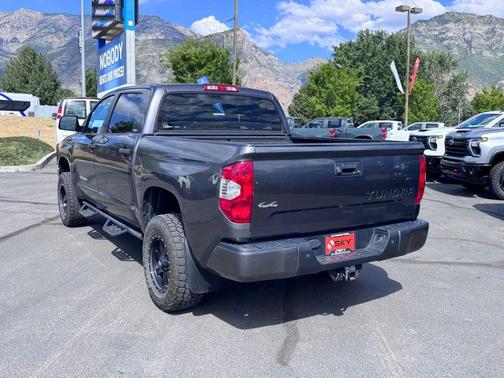 Magnetic Gray Metallic 2017 Toyota Tundra SR5
