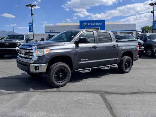 Magnetic Gray Metallic 2017 Toyota Tundra SR5