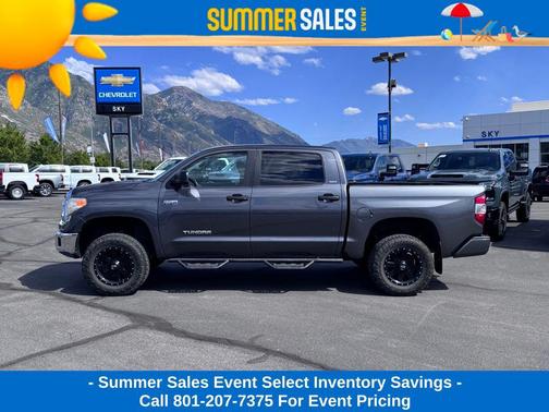 Magnetic Gray Metallic 2017 Toyota Tundra SR5