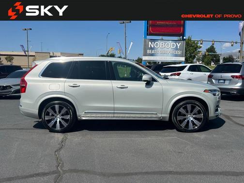 2022 Volvo XC90 Recharge Plug-In Hybrid T8 Inscription 6 Passenger
