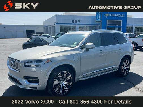 2022 Volvo XC90 Recharge Plug-In Hybrid T8 Inscription 6 Passenger