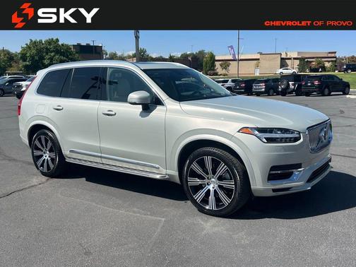 2022 Volvo XC90 Recharge Plug-In Hybrid T8 Inscription 6 Passenger