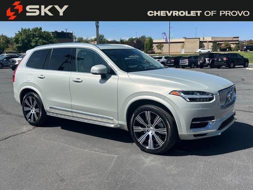 2022 Volvo XC90 Recharge Plug-In Hybrid T8 Inscription 6 Passenger