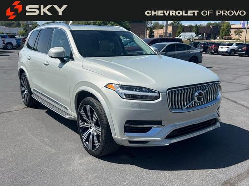 2022 Volvo XC90 Recharge Plug-In Hybrid T8 Inscription 6 Passenger