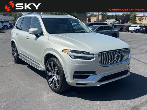 2022 Volvo XC90 Recharge Plug-In Hybrid T8 Inscription 6 Passenger