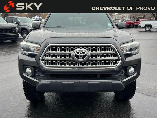 2017 Toyota Tacoma SR5